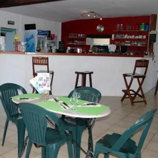 camping-les-pialades-nabirat-hphe2