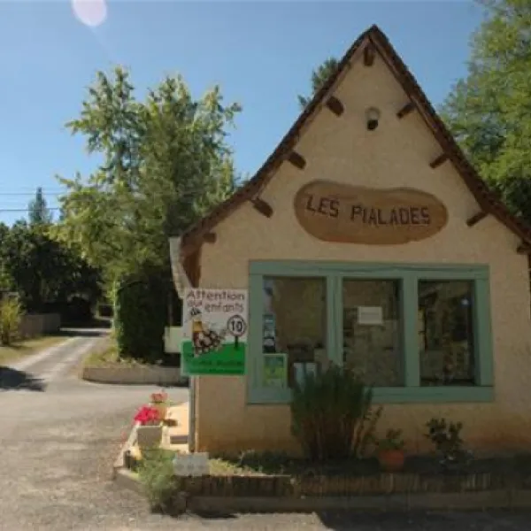 camping-les-pialades-nabirat-ljixx