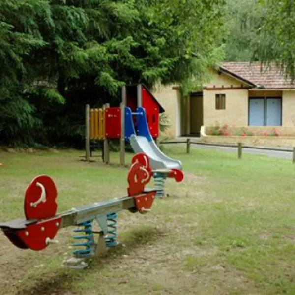 camping-les-pialades-nabirat-tvhmh