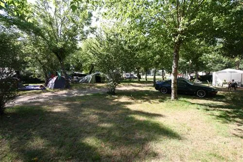 camping-le-vieux-moulin-saint-julien-en-born-amb6b