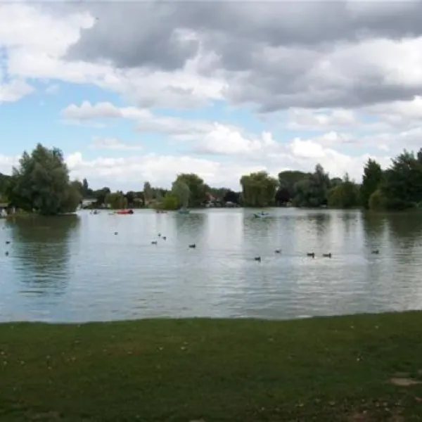 camping-de-la-croix-du-vieux-pont-berny-rivire-hcudc