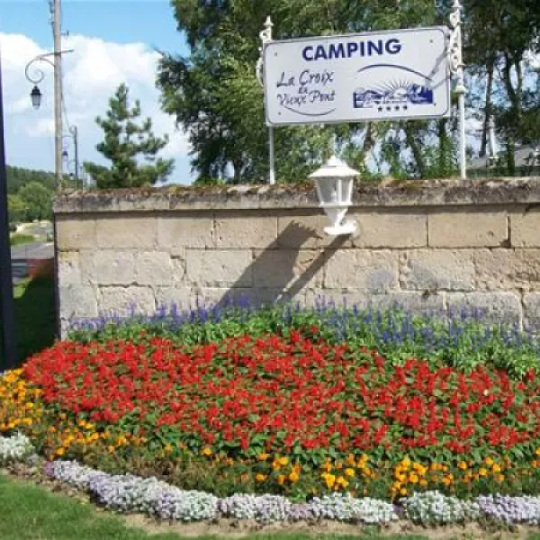 camping-de-la-croix-du-vieux-pont-berny-rivire-rtjpd