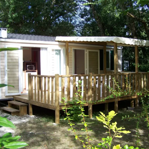 Camping Fleurs des Champs