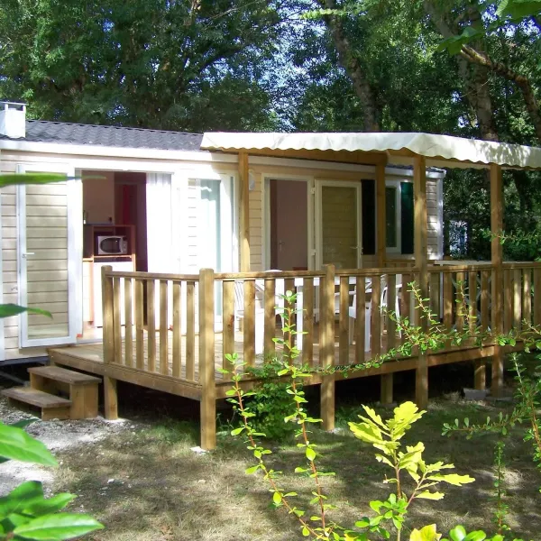 Camping Fleurs des Champs