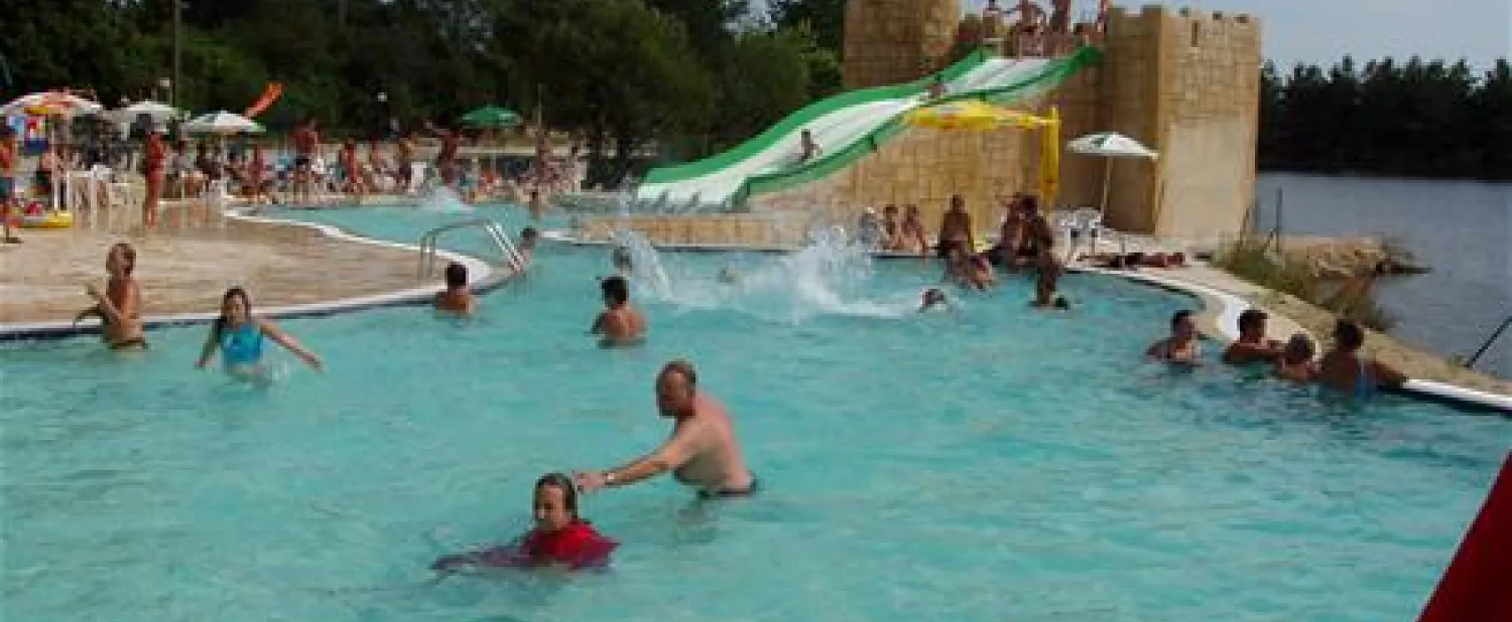 Camping Le Grand Lac  