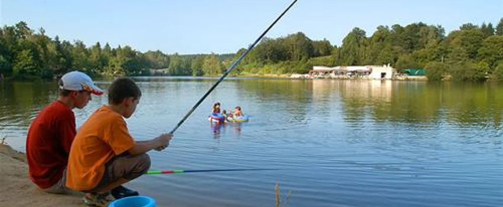 Camping Le Grand Lac  