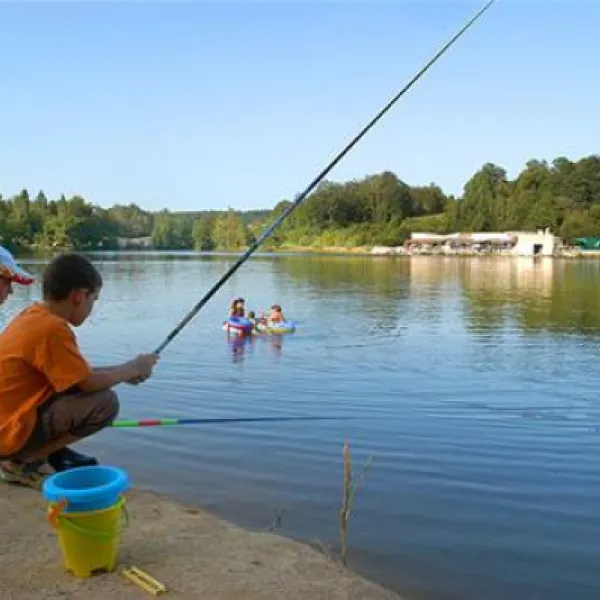 camping-le-grand-lac-milhaguet-marval-e2cdy