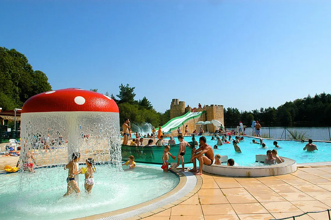 camping-le-grand-lac-milhaguet-marval-un8bb