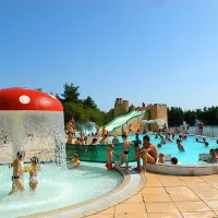 camping-le-grand-lac-milhaguet-marval-un8bb