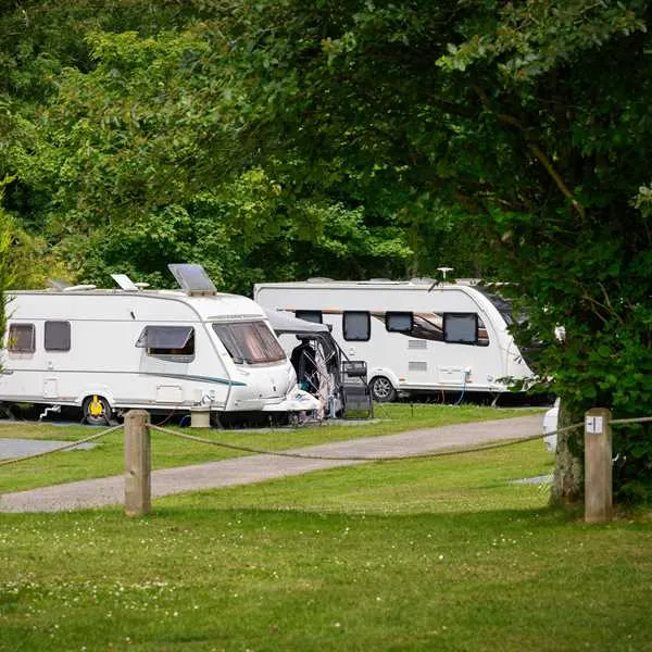 calloose-caravan-park-leedstown-avxeu