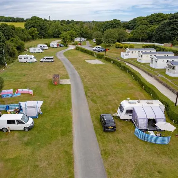 calloose-caravan-park-leedstown-bggcq