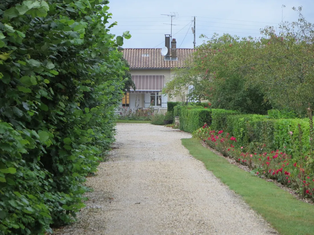 lestage-medoc-saint-seurin-de-cadourne-n19lv