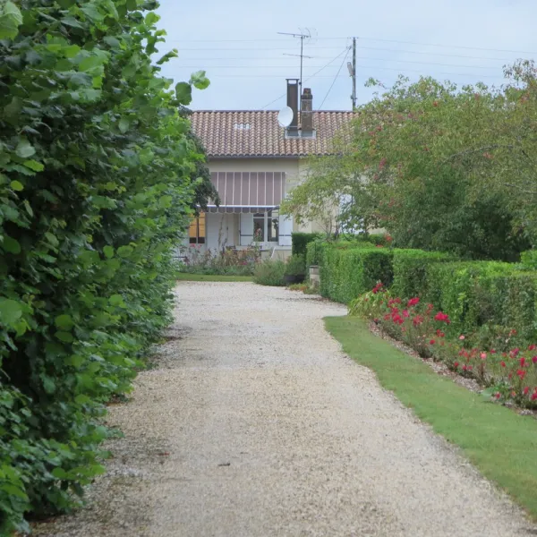 lestage-medoc-saint-seurin-de-cadourne-n19lv