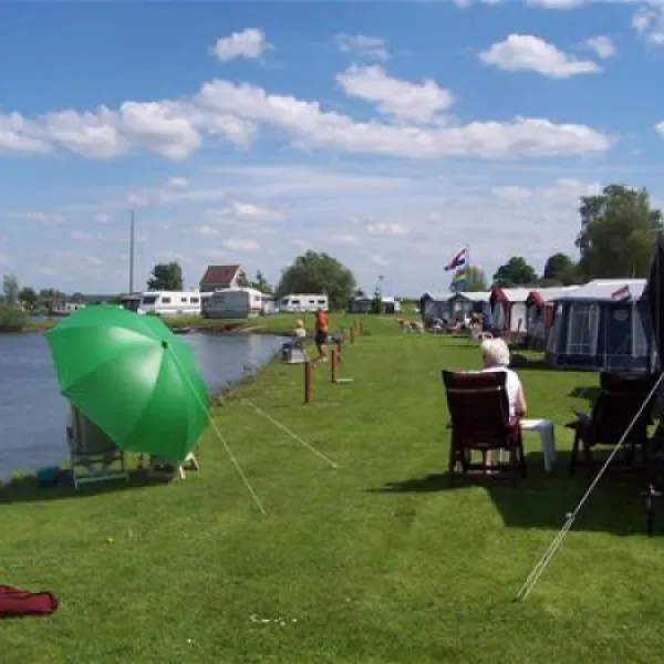 camping-de-schans-eck-en-wiel-28inj