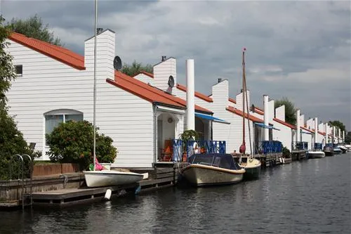 resort-marina-oolderhuuske-roermond-tic5x