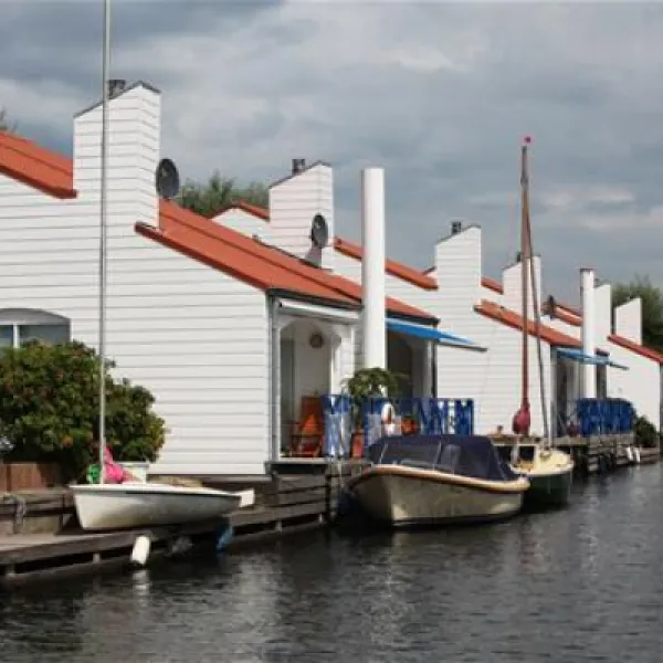 resort-marina-oolderhuuske-roermond-tic5x