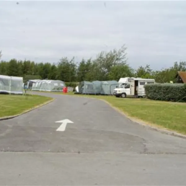 burnhamonsea-holiday-village-burnhamonsea-99xbp