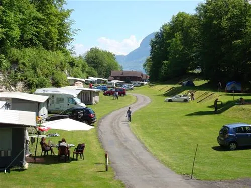 camping-talacker-ringgenberg-tx8e2