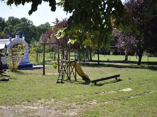 camping-puynadal-brantome-jmvxk