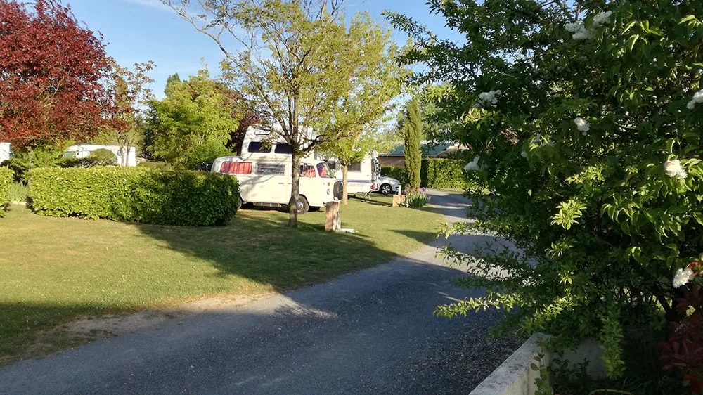 camping-du-futur-avanton-hnflx