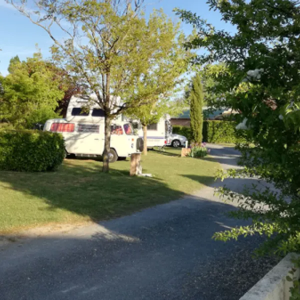 camping-du-futur-avanton-hnflx