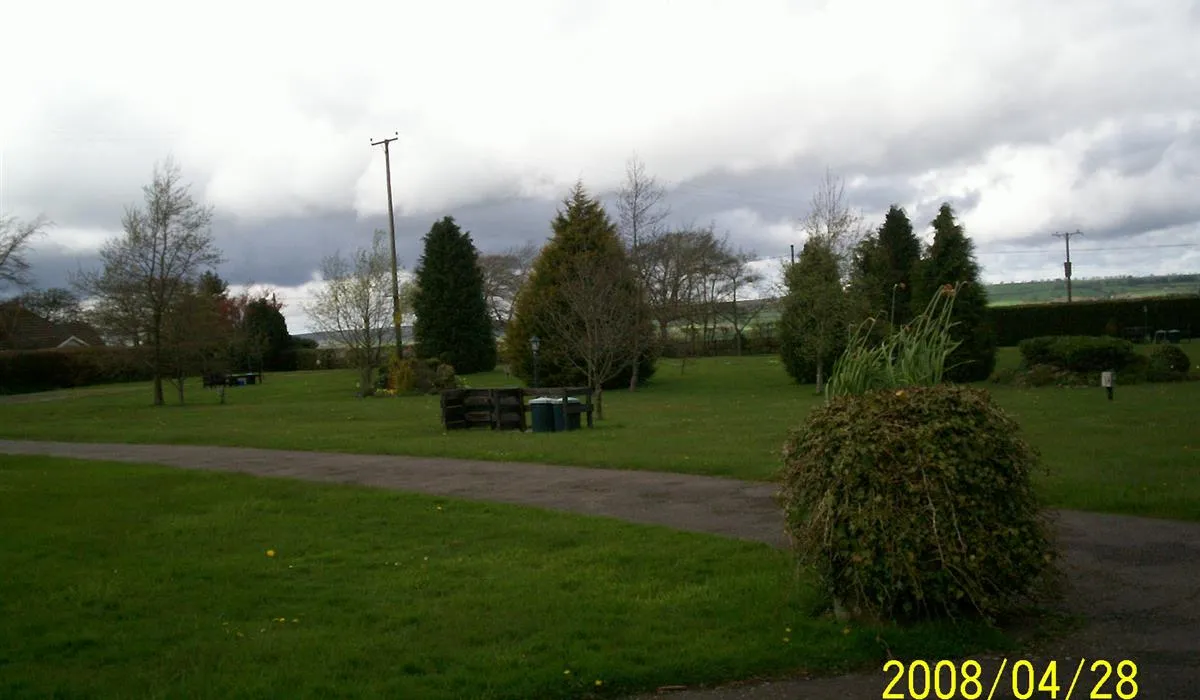 zeacombe-house-caravan-park-east-anstey-2xksu