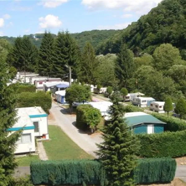 camping-paradiso-furfooz-yk385