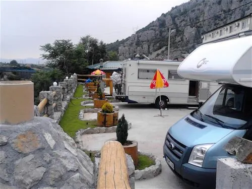 camping-izvorhostel-izvor-podgorica-kjp8g