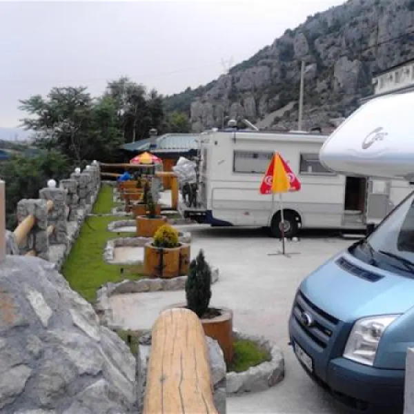 camping-izvorhostel-izvor-podgorica-kjp8g