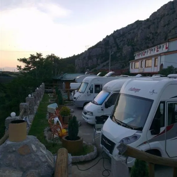 camping-izvorhostel-izvor-podgorica-lgykp