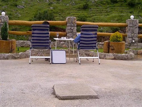 camping-izvorhostel-izvor-podgorica-nvdgk