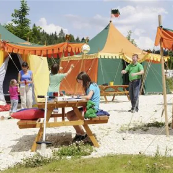 legoland-feriendorf-campingplatz-gnzburg-aeuab