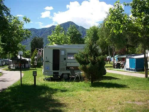 campeggio-al-pescatore-calceranica-al-lago-iyiht