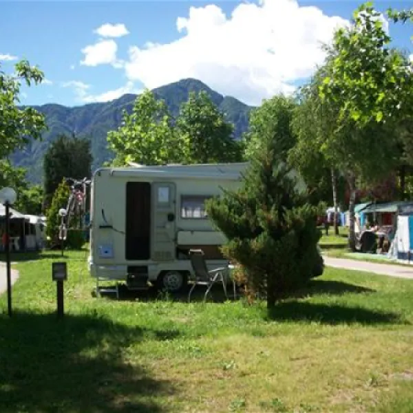 campeggio-al-pescatore-calceranica-al-lago-iyiht