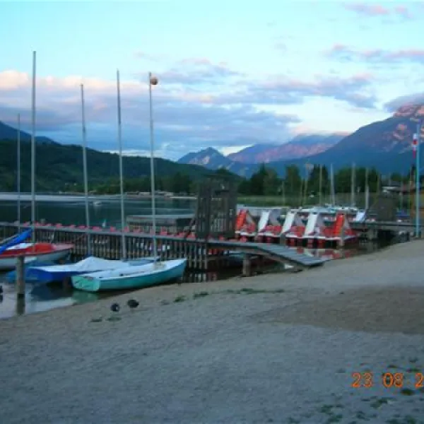 campeggio-al-pescatore-calceranica-al-lago-pdn4y