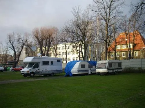 autocampingpark-jelenia-gra-2umde