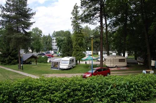 autocampingpark-jelenia-gra-cbss6