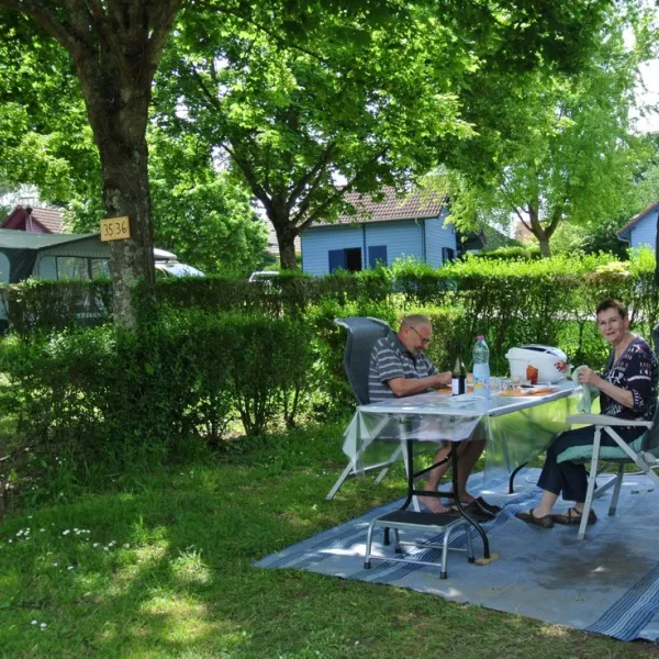 camping-et-villagechalets-du-breuil-bourbon-lancy-3lrzg