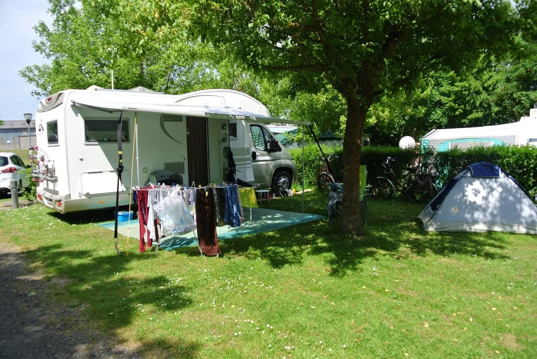 camping-et-villagechalets-du-breuil-bourbon-lancy-dqxuj
