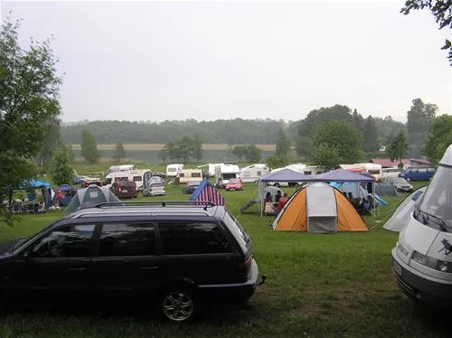 camping-am-bauernhof-feldberger-seenlandschaft-y58t3