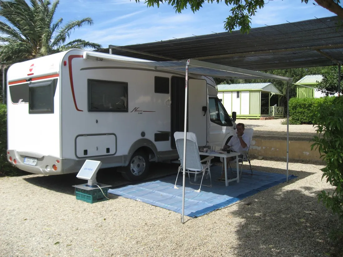 camping-los-escullos-almera-zfvjg