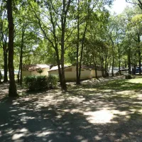 camping-orpheo-negro-douville-ysgfc
