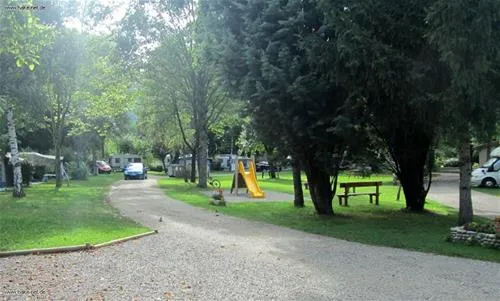 camping-la-roucateille-montgaillard-o2j8f