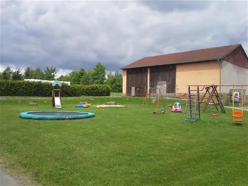 camping-in-naumburg-naumburg-sasms