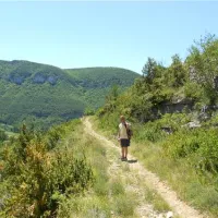 camping-les-bords-du-tarn-mostuejouls-8oivg