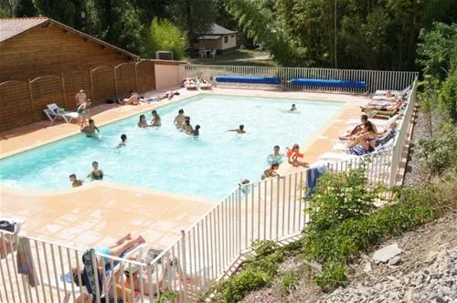 camping-les-bords-du-tarn-mostuejouls-inet7
