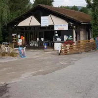 camping-les-bords-du-tarn-mostuejouls-lijkx