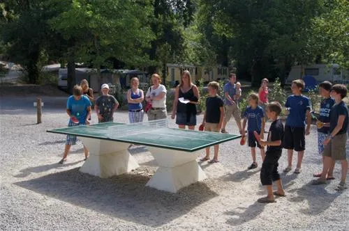 camping-les-bords-du-tarn-mostuejouls-w2oqd