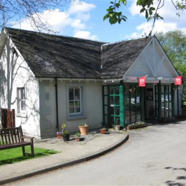 camping-and-caravanning-site-luss-luss-hmqi5