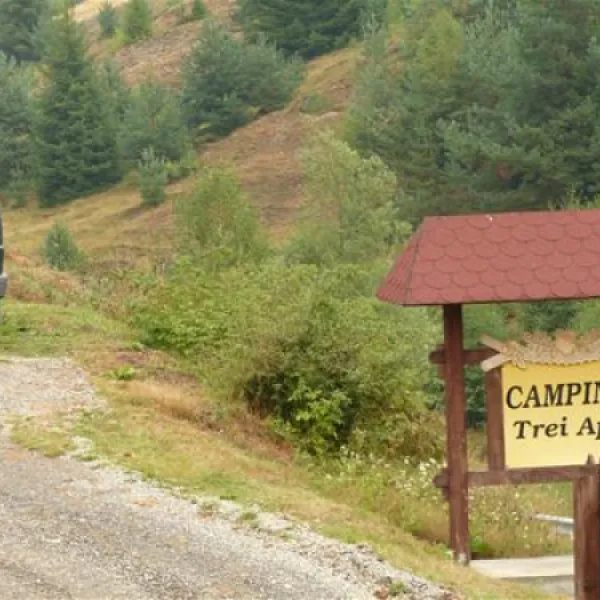 camping-trei-ape-brebu-nou-kwixg